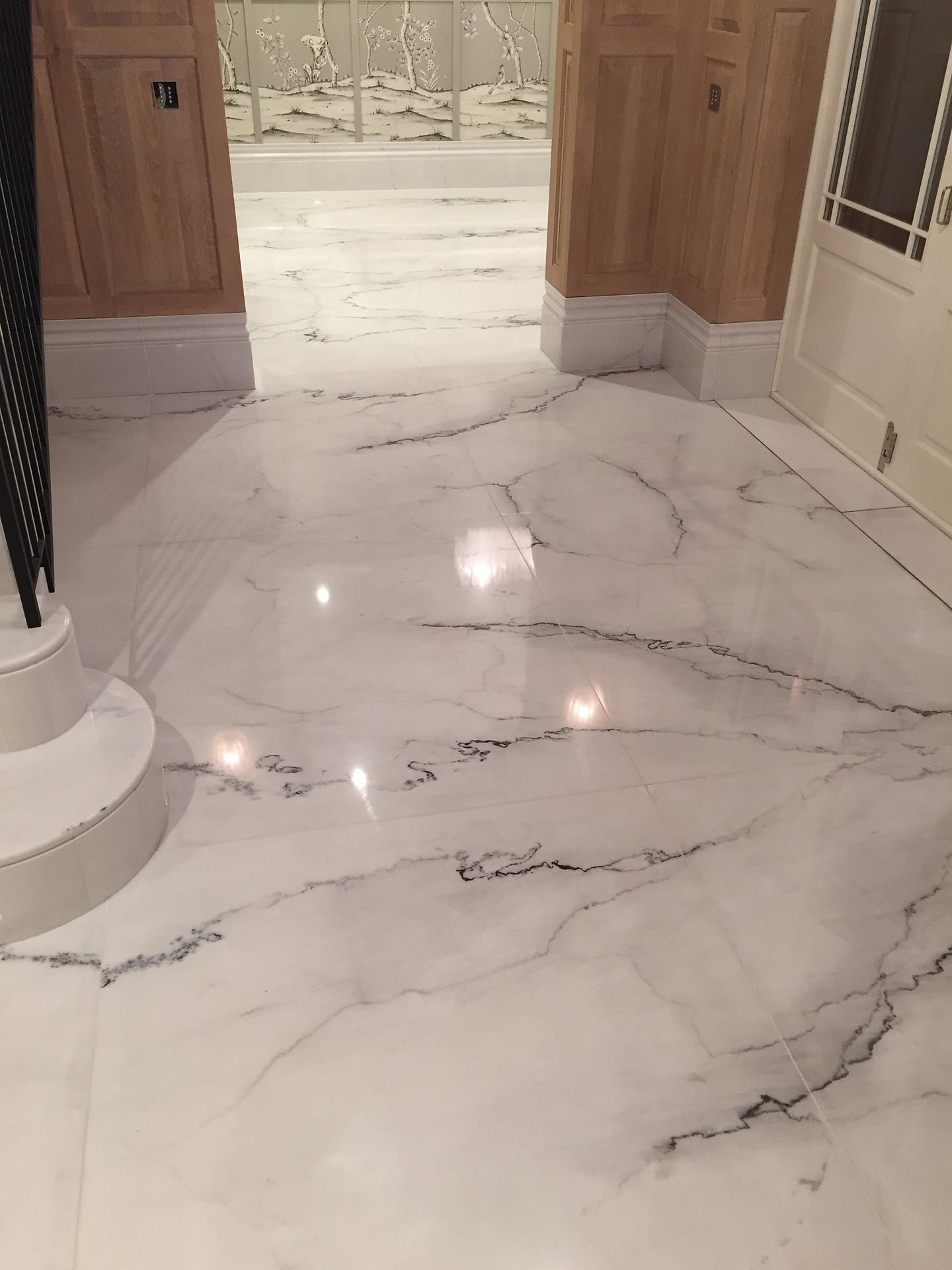 White Marble Floor In Marlow Hard Floor Cleaning And Restoration   IMG 5479 